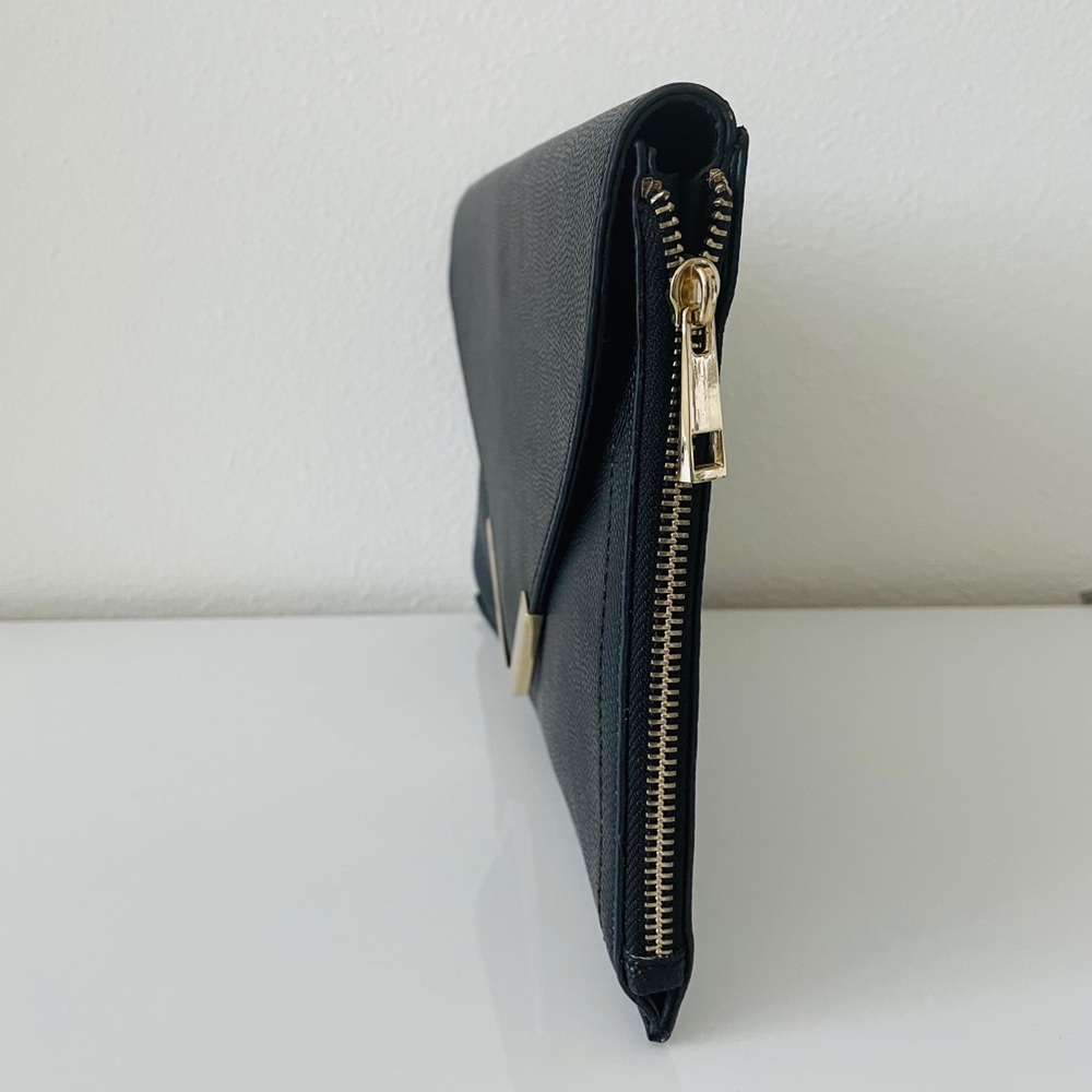 Forever 21 Clutch - Picture 2 of 3